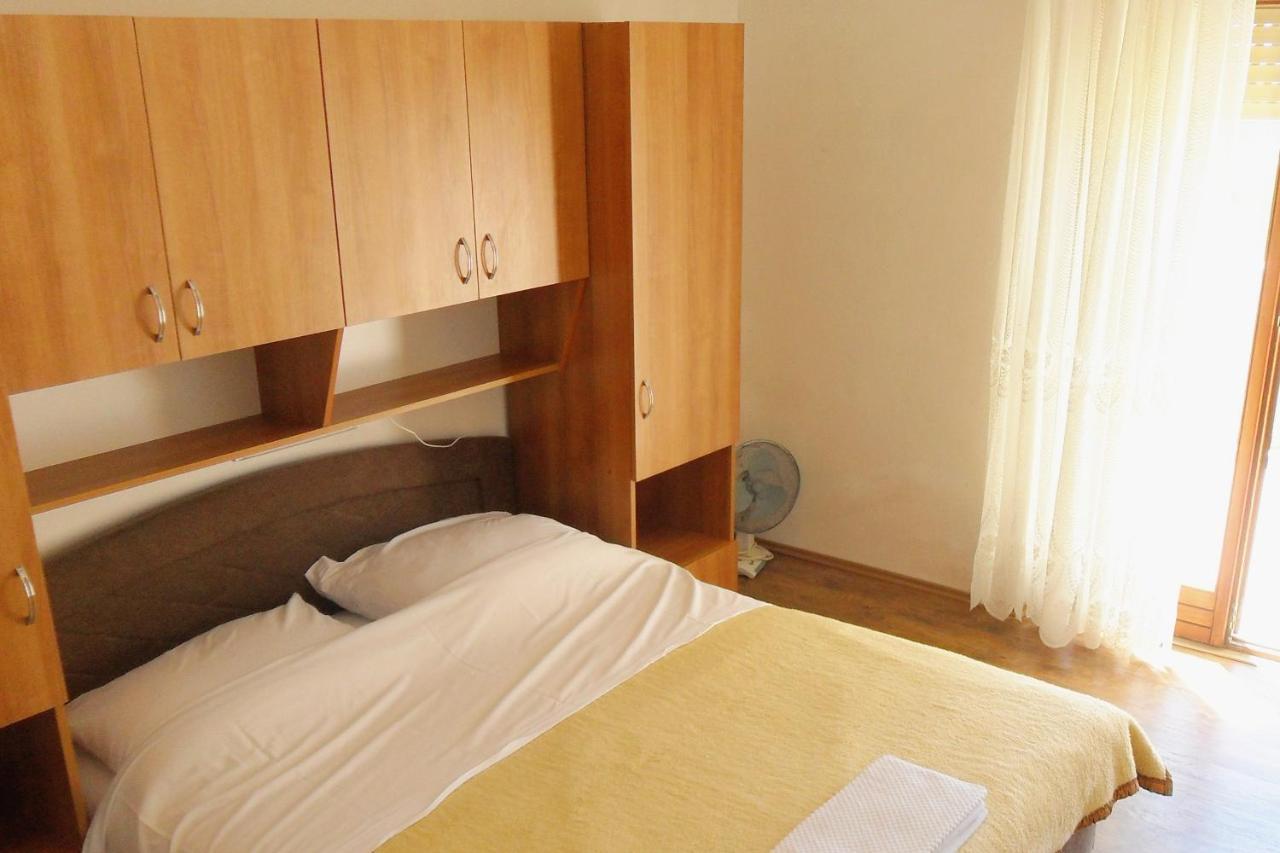 Apartments By The Sea Suha Punta, Rab - 5050 Kampor Luaran gambar
