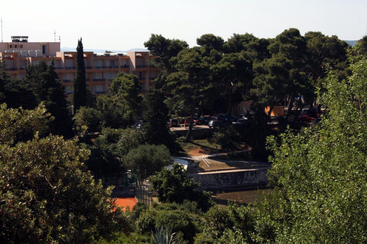 Apartments By The Sea Suha Punta, Rab - 5050 Kampor Luaran gambar