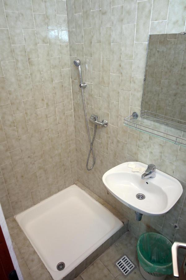 Apartments By The Sea Suha Punta, Rab - 5050 Kampor Luaran gambar