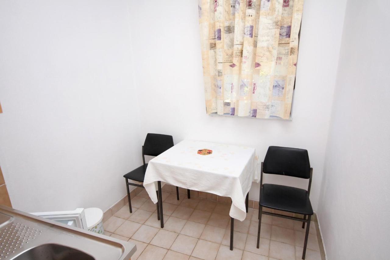 Apartments By The Sea Suha Punta, Rab - 5050 Kampor Luaran gambar