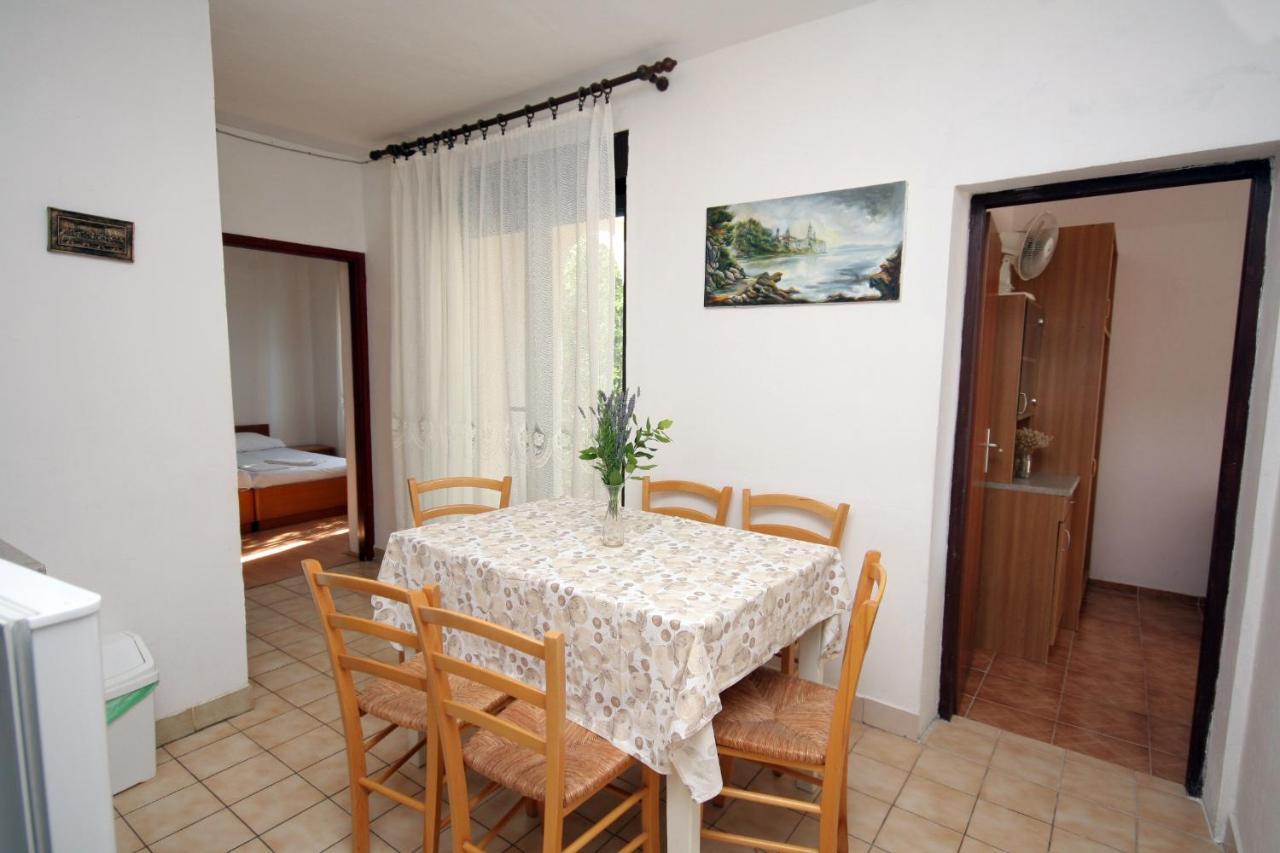Apartments By The Sea Suha Punta, Rab - 5050 Kampor Luaran gambar