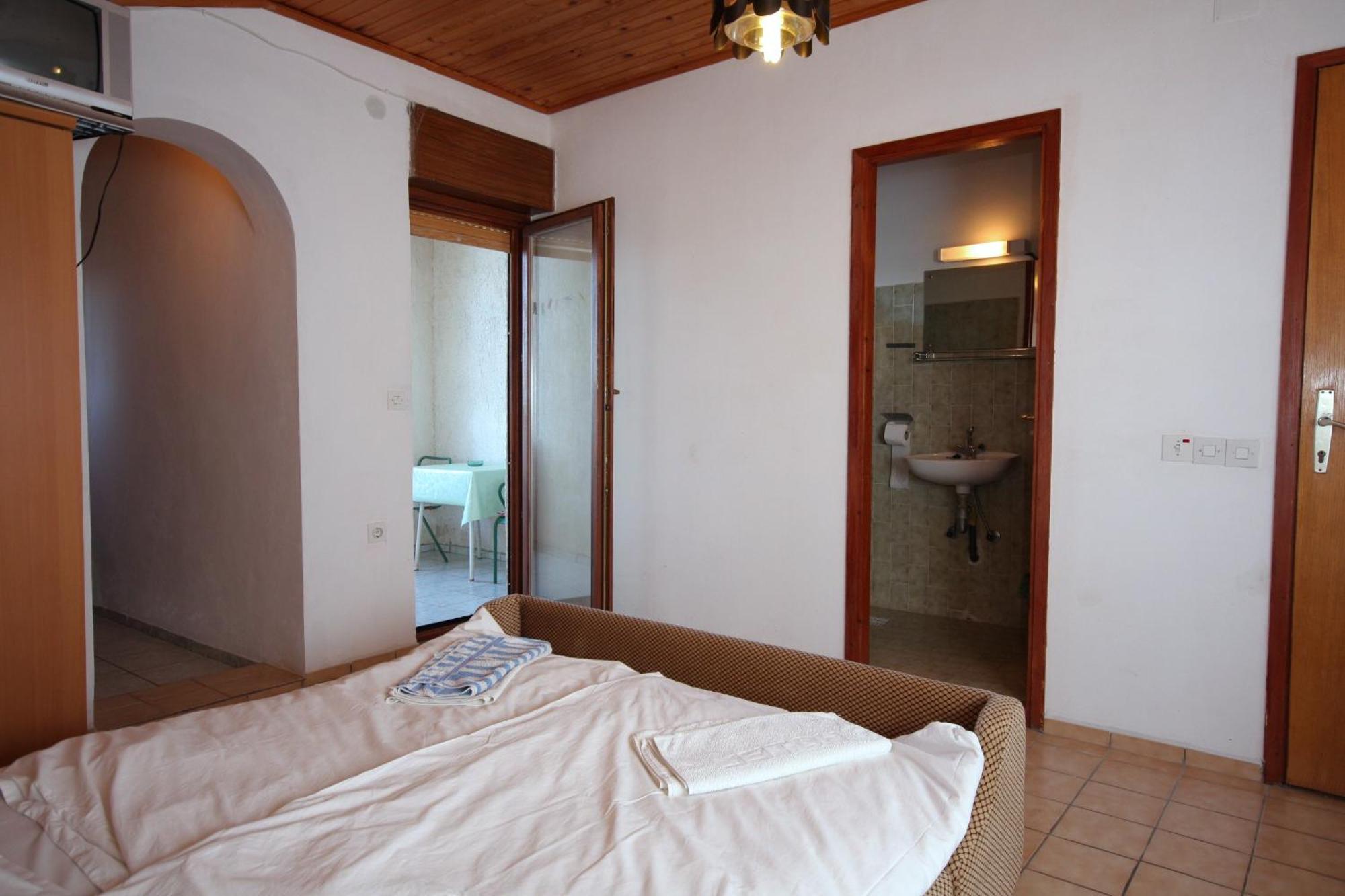 Apartments By The Sea Suha Punta, Rab - 5050 Kampor Bilik gambar