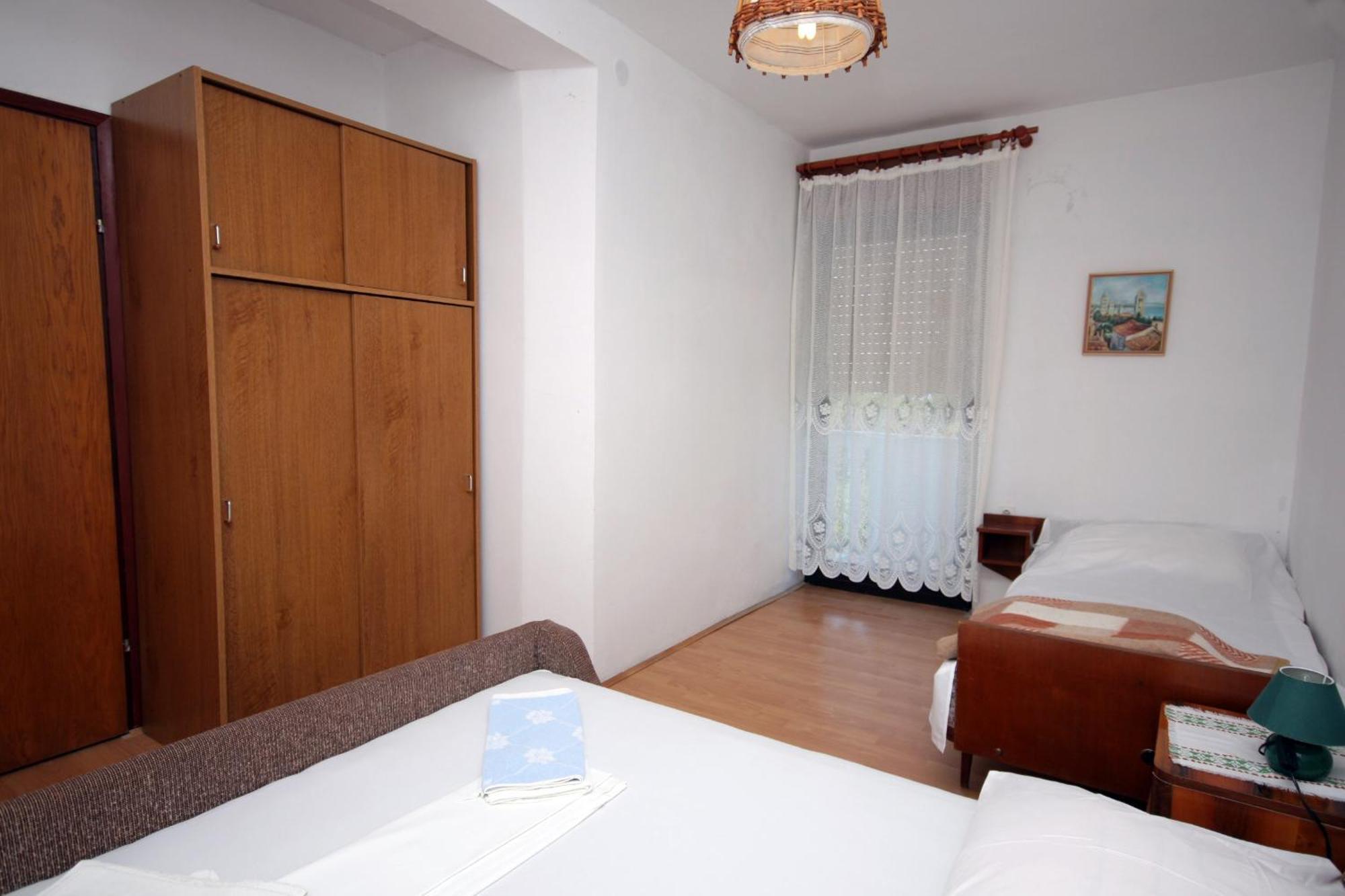 Apartments By The Sea Suha Punta, Rab - 5050 Kampor Bilik gambar