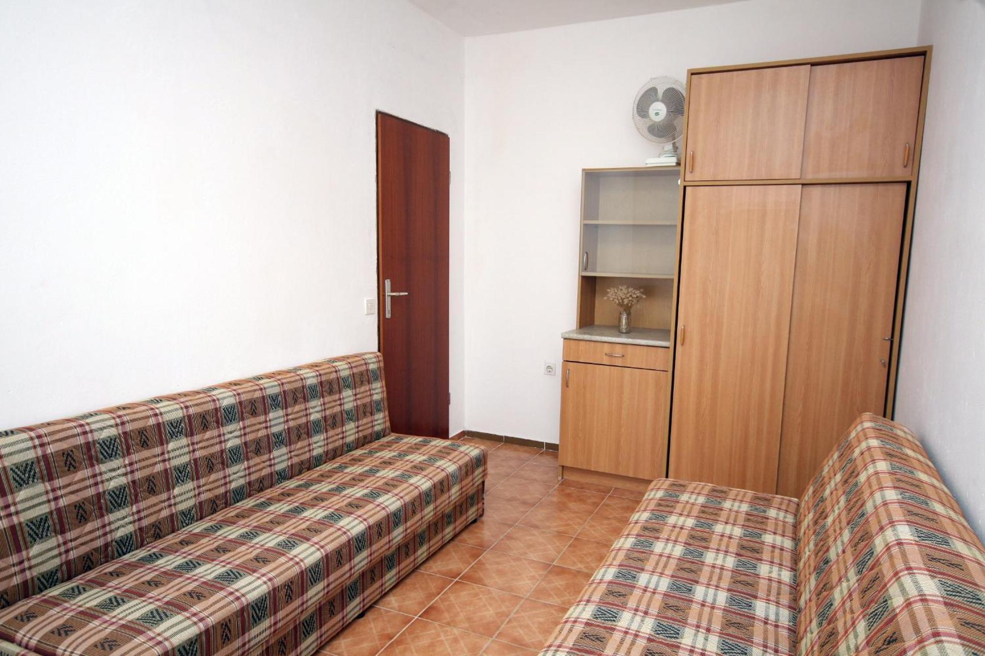 Apartments By The Sea Suha Punta, Rab - 5050 Kampor Bilik gambar